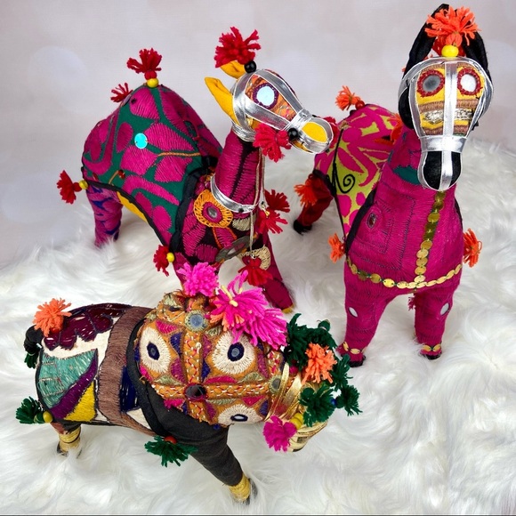 VINTAGE Authentic Handmade Fabric Art Ox Bull Decorative Animal India Global - Picture 5 of 5